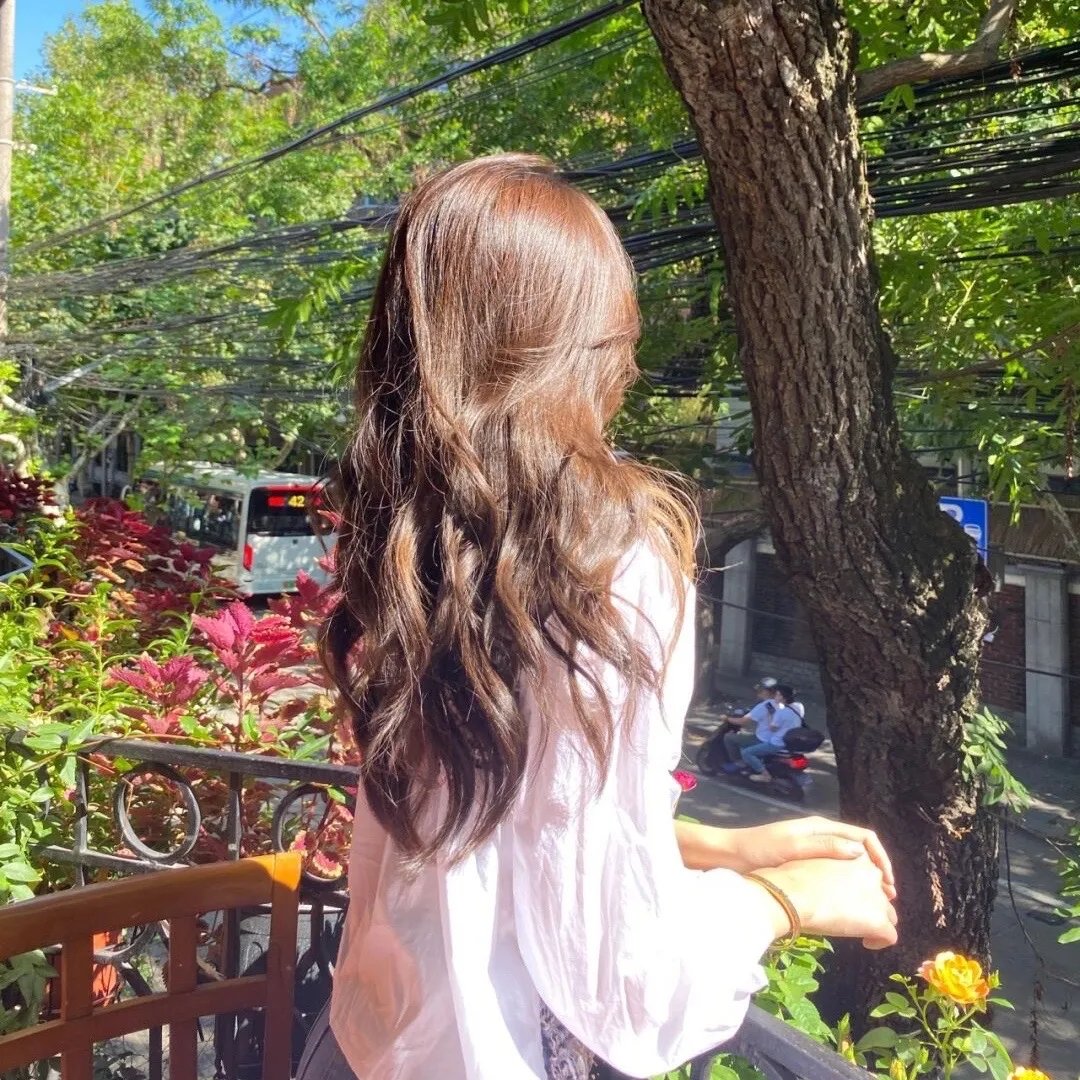 冰属性男子与酷酷女同事